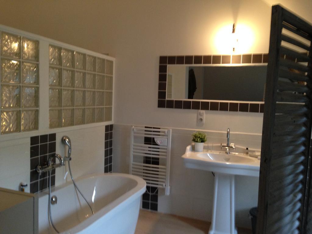 Les Chambres D'Hotes Du Bois Joli Semur-en-Auxois Bagian luar foto